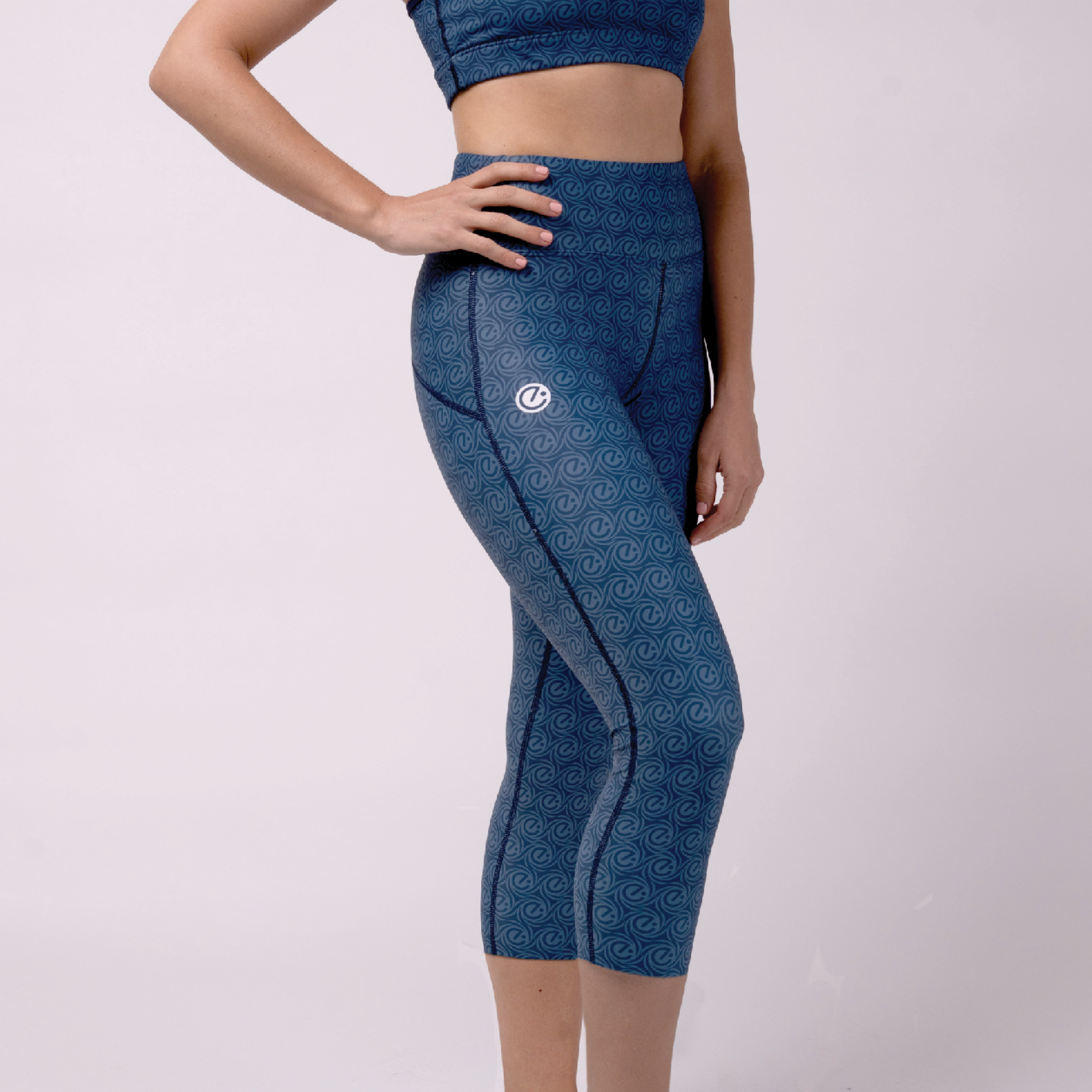 Luxe Capris Navy - Limited Edition